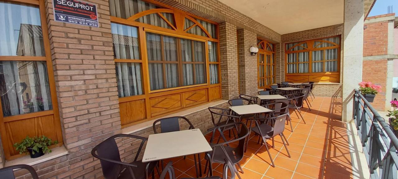 Casa Emilio Hotel Torrebaja Luaran gambar